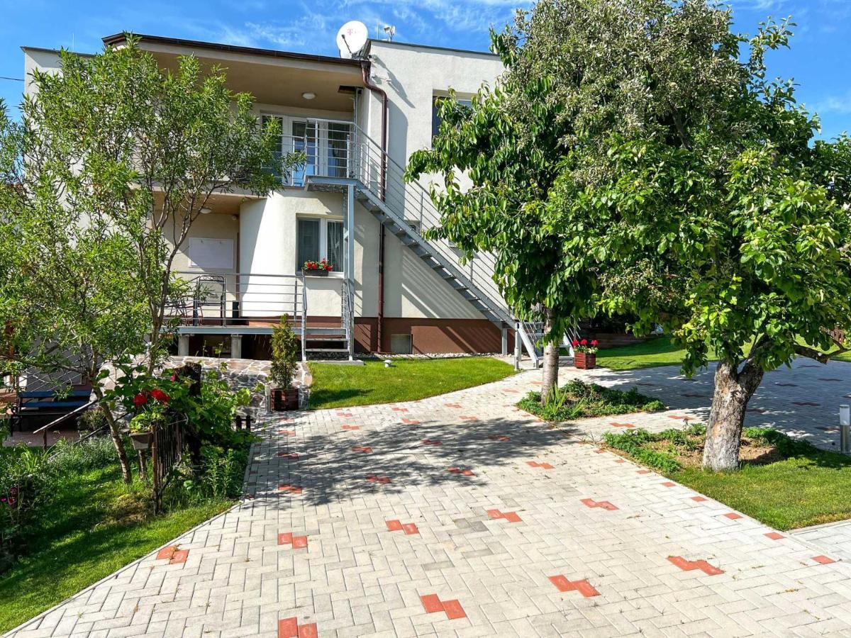 Ubytovanie Zobor Nitra Exterior photo